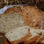 Körner-Buttermilch-Joghurt Brot