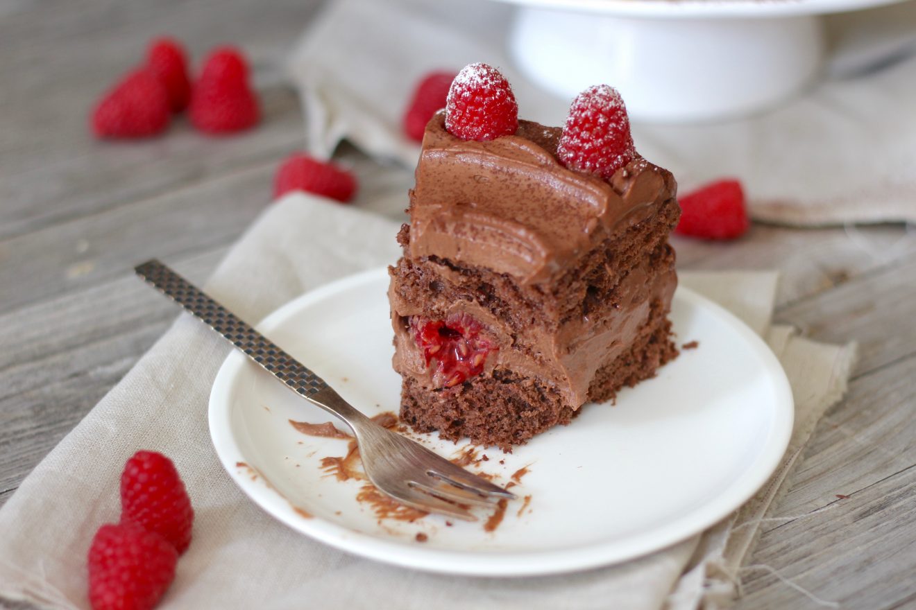 Nougat-Schoko-Mousse Torte & Himbeeren - Tasty Matter